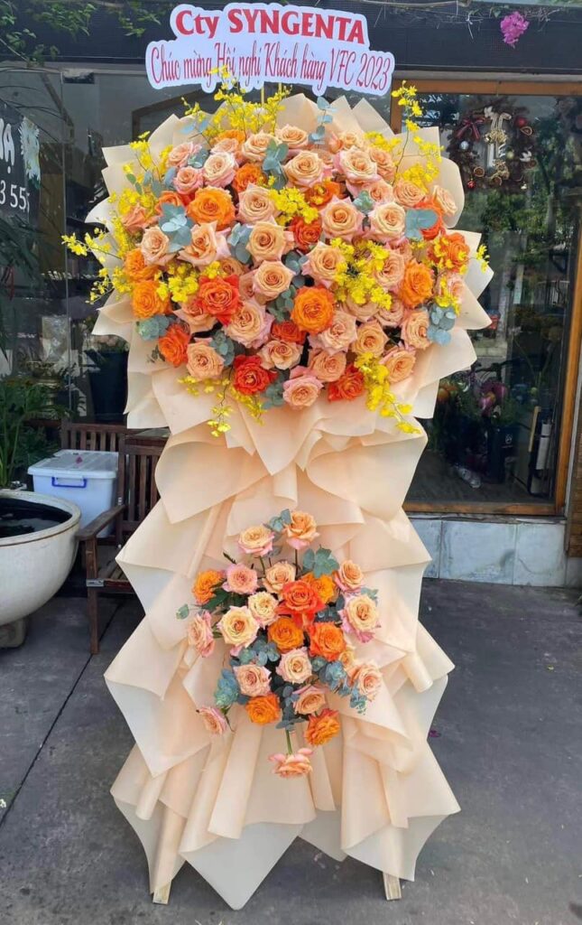 Kệ hoa chúc mừng