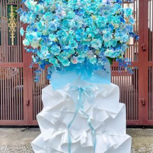 Kệ hoa khai trương tông xanh