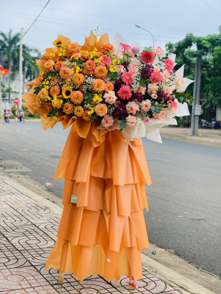 Kệ khai trương tông cam hiện đại